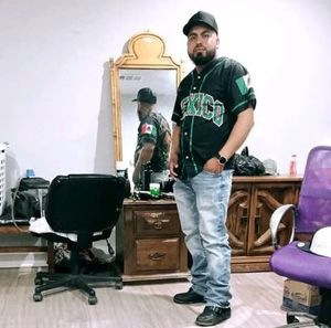 Meet your Posher, Jose armando